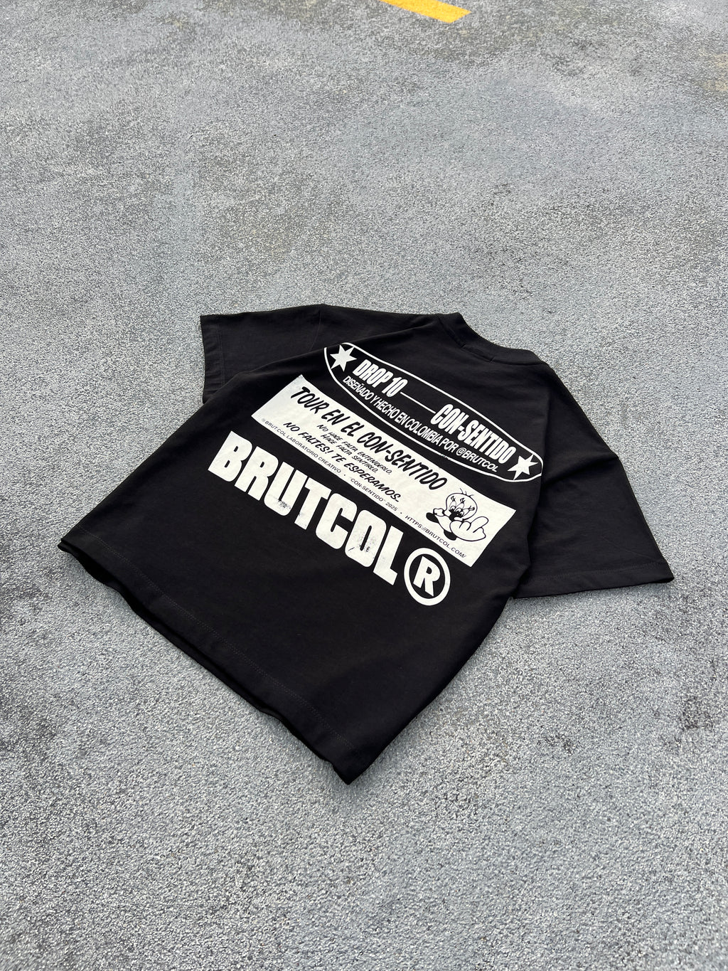 Camiseta Oversize Cropped Brutcol® “Tour en el Con-sentido” – Edición Limitada Drop 10