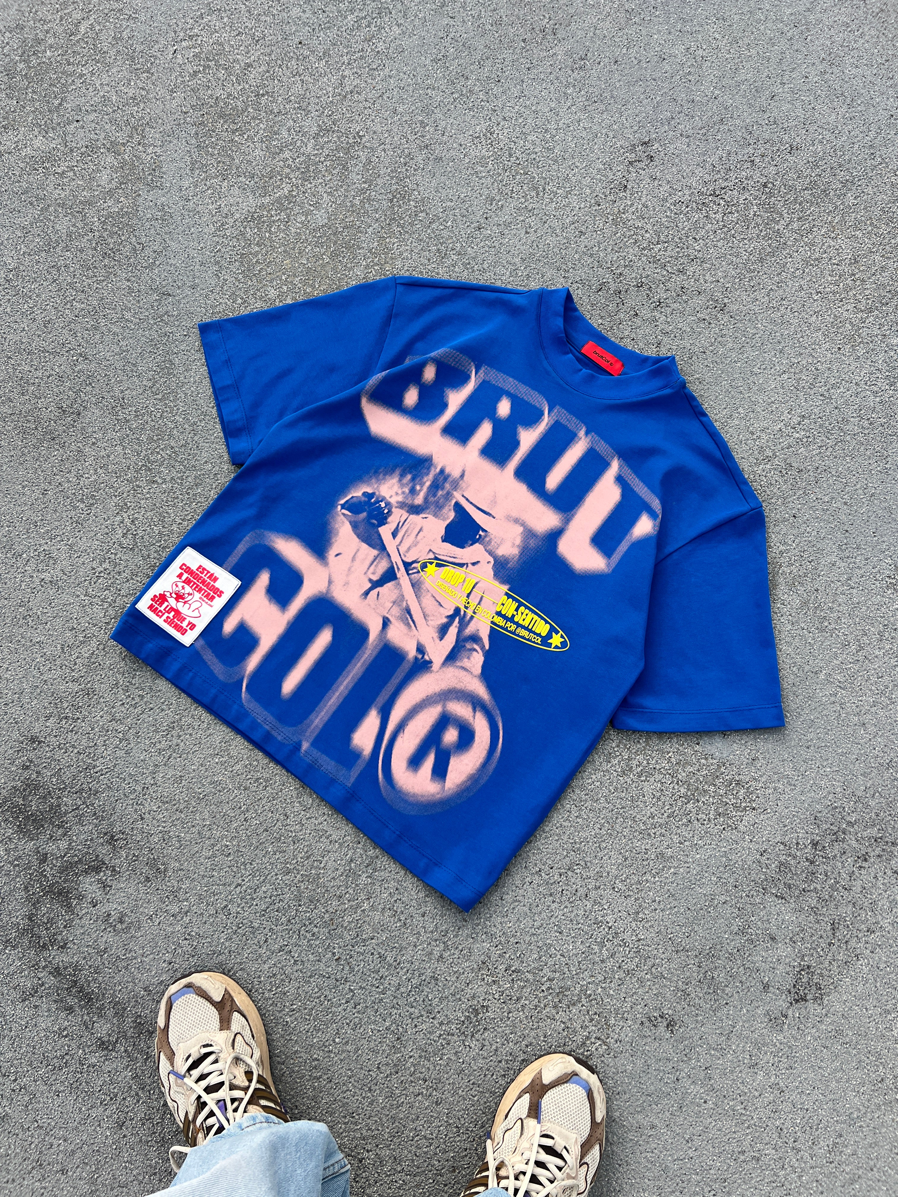 Camiseta Oversize Cropped Brutcol® “Conserva tu Esencia” Azul – Edición Limitada Drop 10