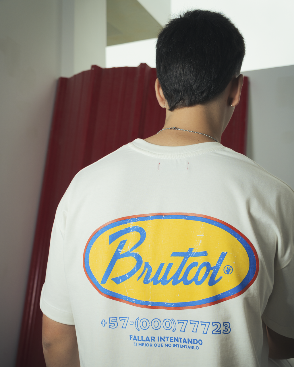 CAMISETA CREMA "EN CONSTRUCCIÓN"