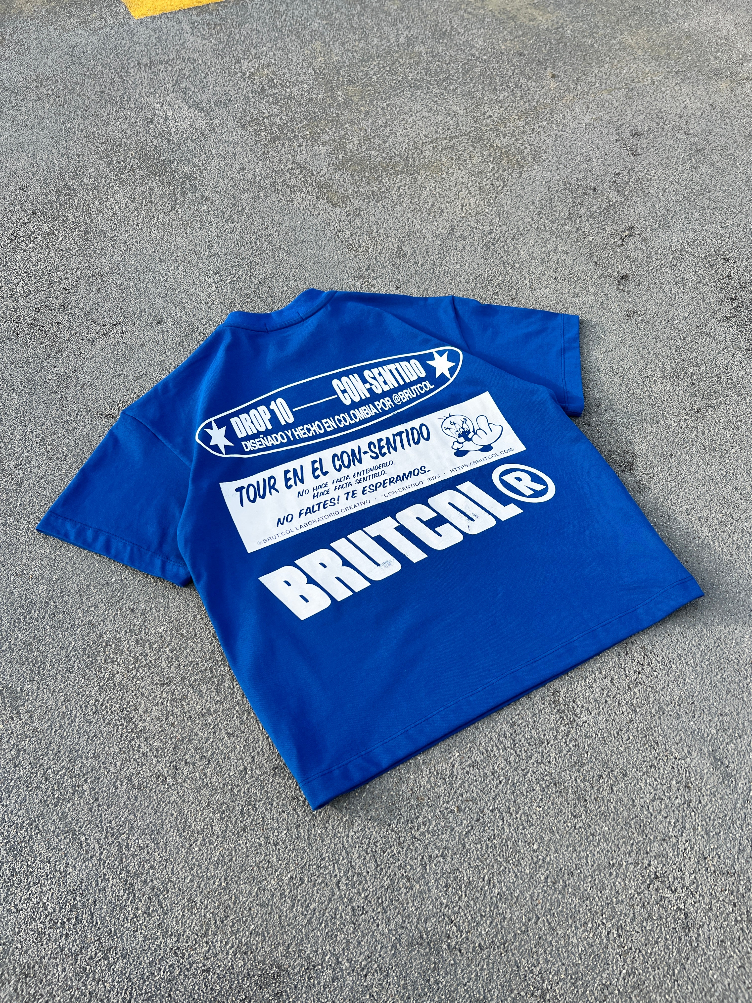 Camiseta Oversize Cropped Brutcol® “Tour en el Con-sentido” Azul – Edición Limitada Drop 10
